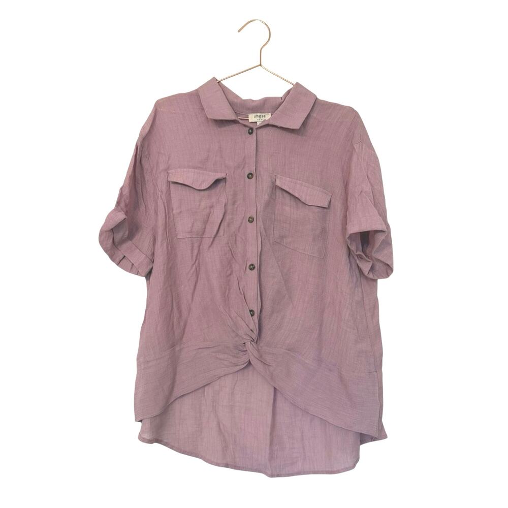 Umgee Lavender Blouse with Collar size large and twist front